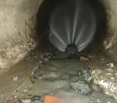 格尔木市政管道清淤