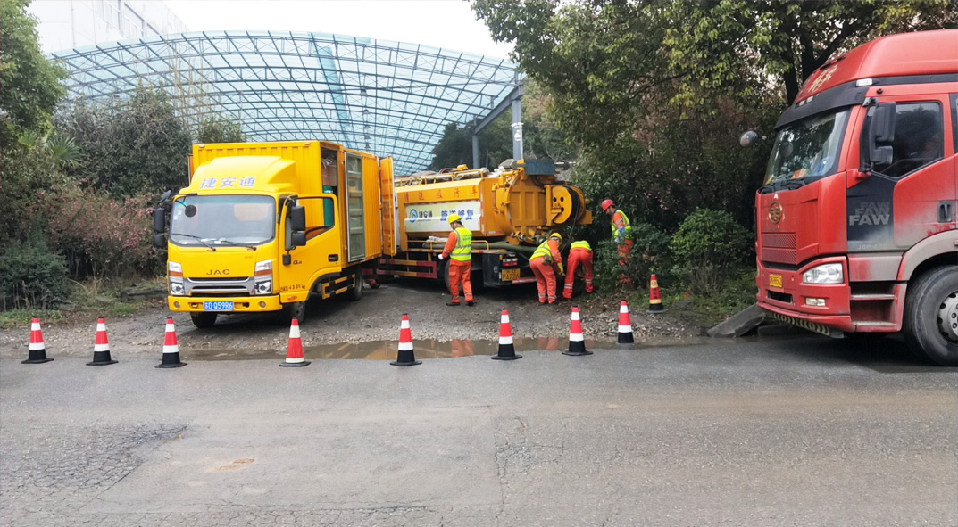 格尔木成区雨污水管网“四位一体”检测疏通项目